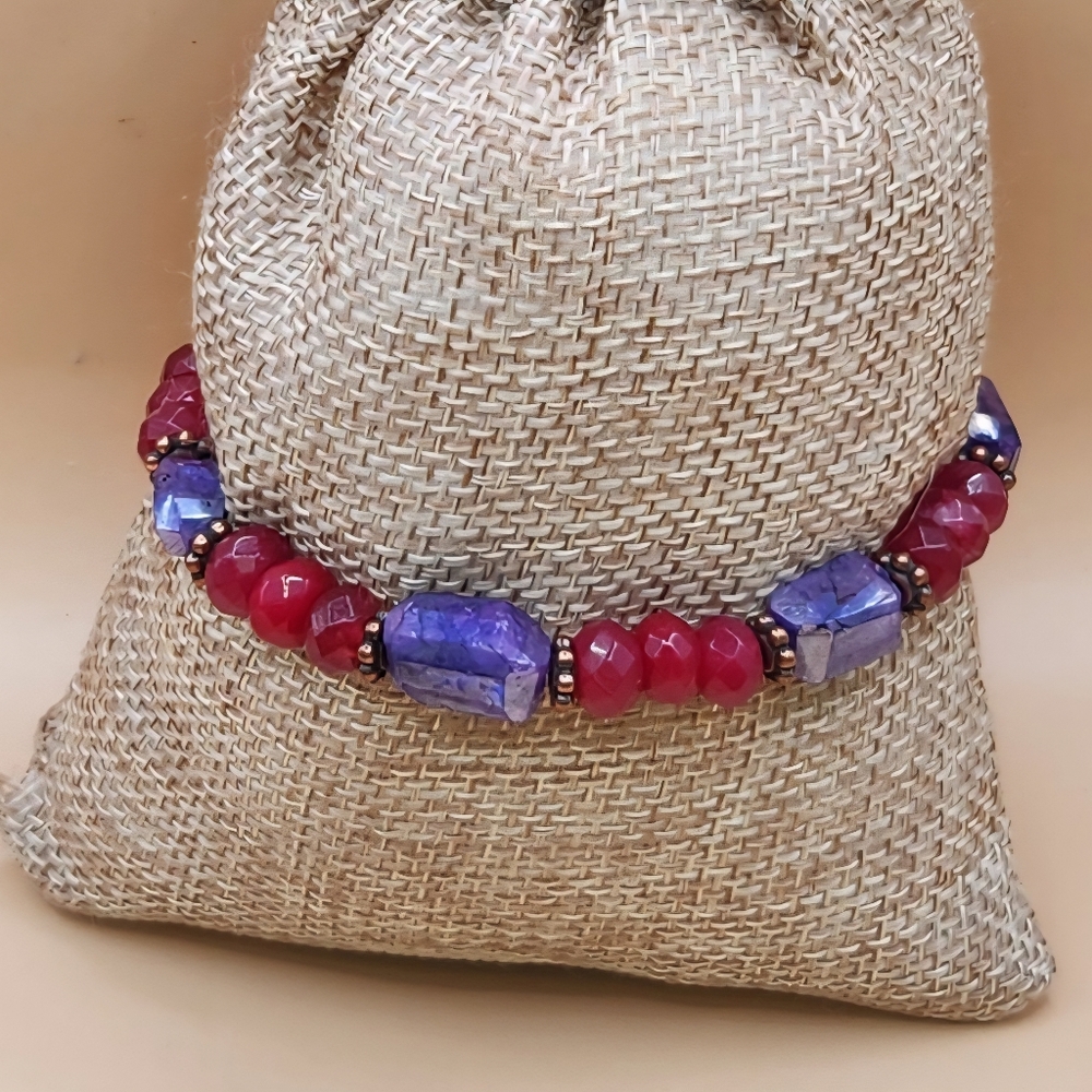 Faceted Ruby Red Jade, Purple Mystic Moonstone and Copper Beaded Bracelet - Picture 3 of 6